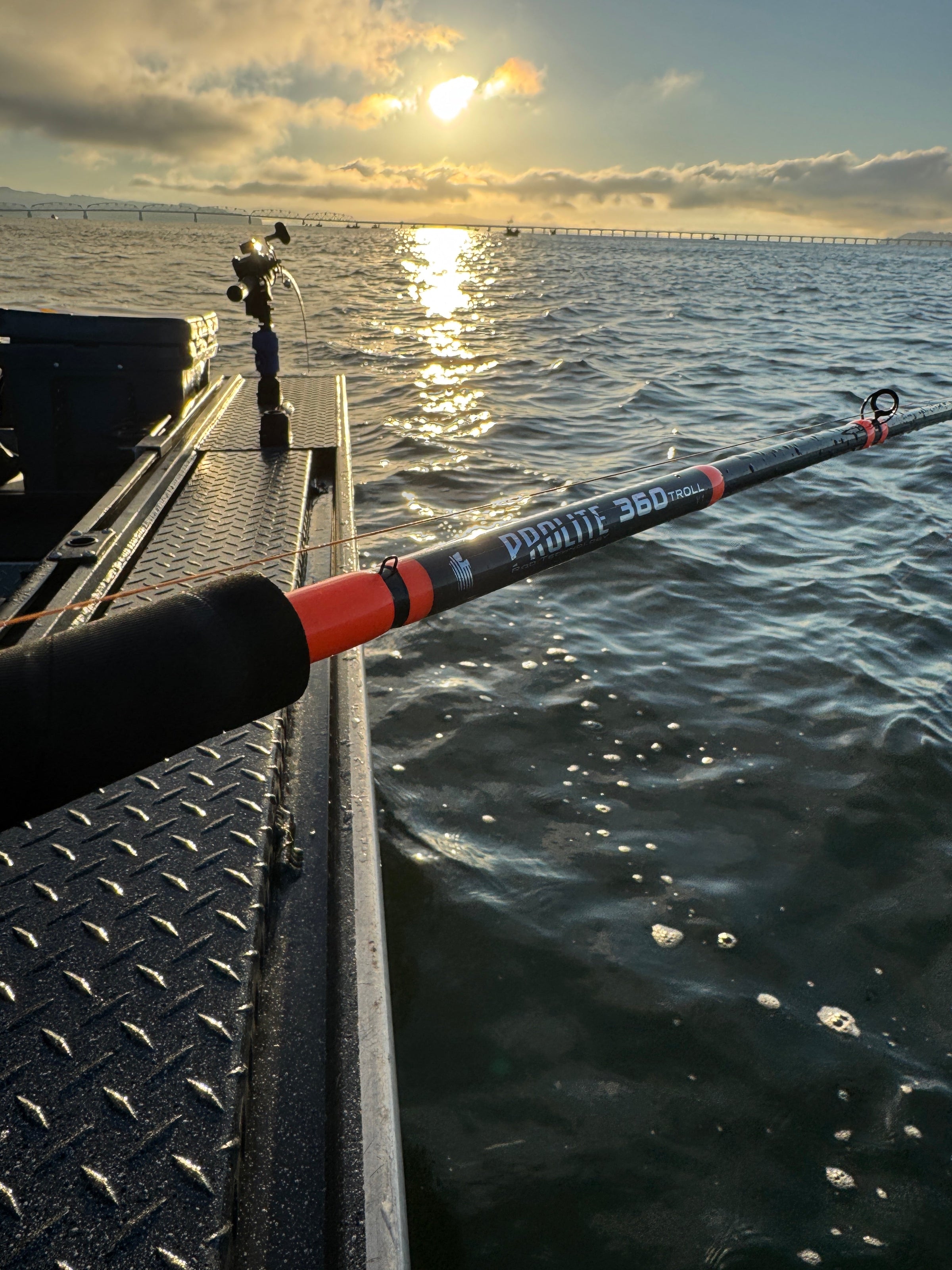 best fishing pole rod to use trolling a pro troll Okuma X-Troll Salmon Rods 992XH 9'9" minded angler Trolling Super Baits, Flashers